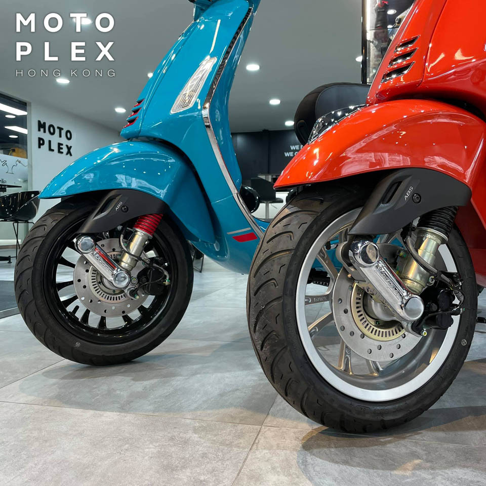2021 VESPA Primavera AND Sprint S