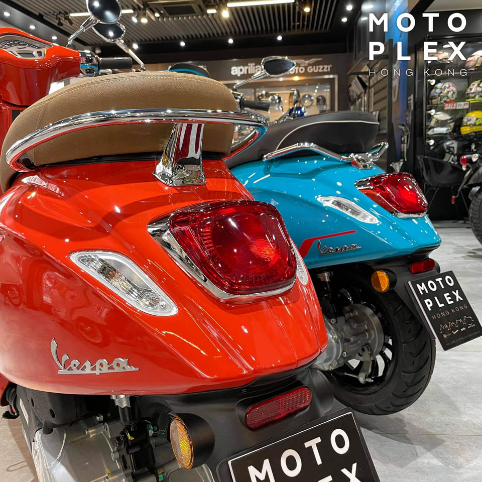 2021 VESPA Primavera AND Sprint S