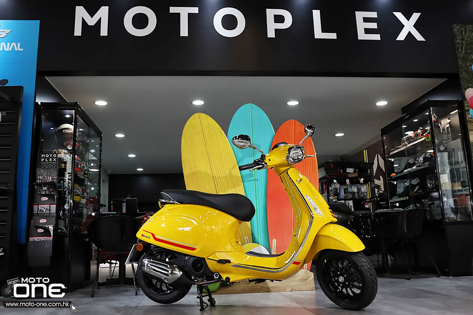 2021 Vespa Primavera AND Sprint S 150