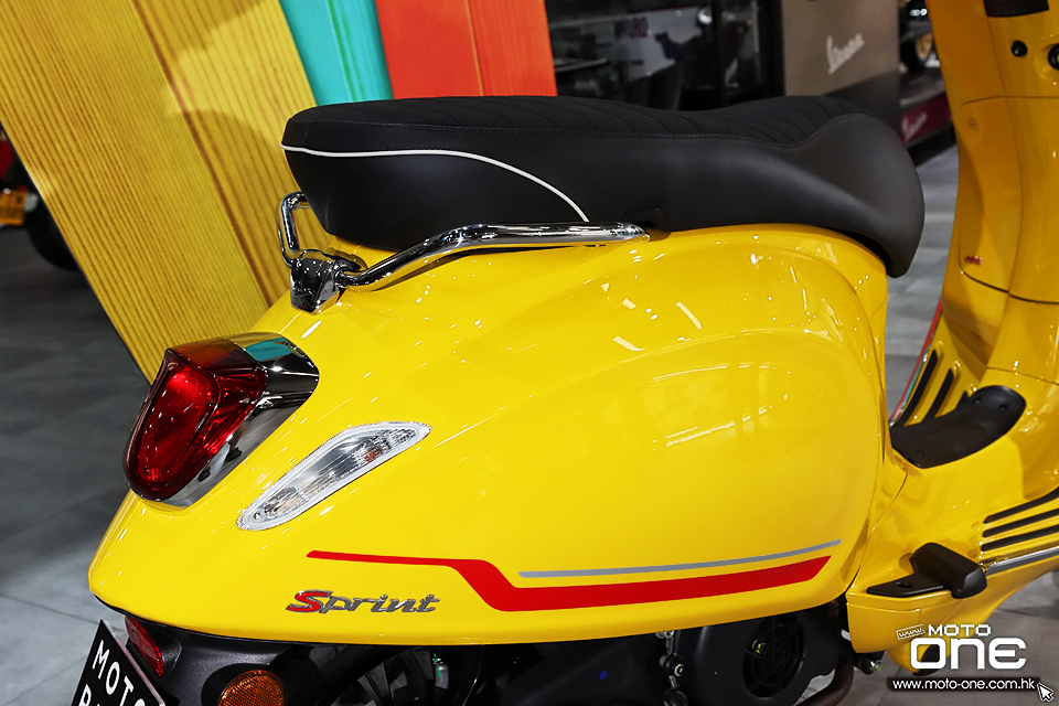 2021 Vespa Primavera AND Sprint S 150