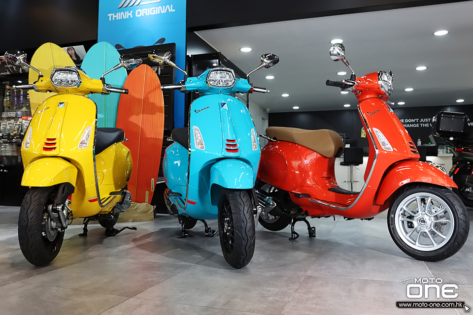 2021 Vespa Primavera AND Sprint S 150