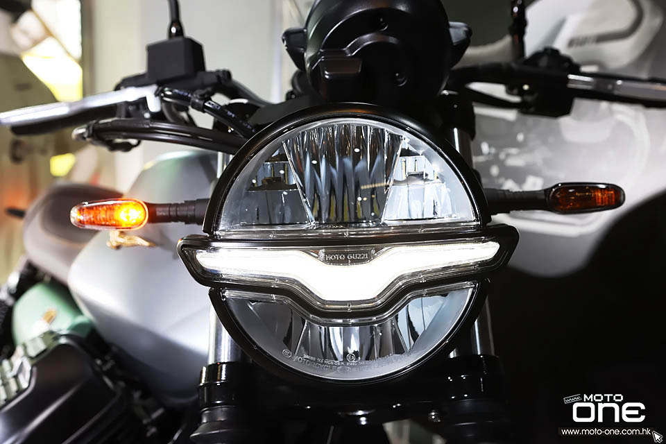 2021 Moto Guzzi V7 STONE 100th Anniversary