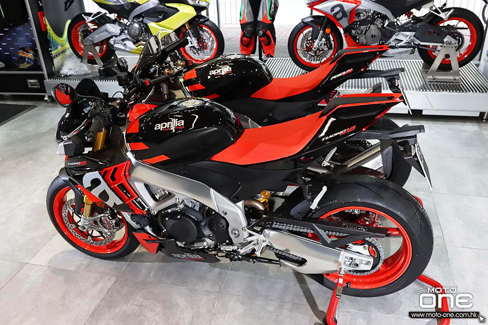 2021 Aprilia RSV4 Factory and Tuono V4 Factory