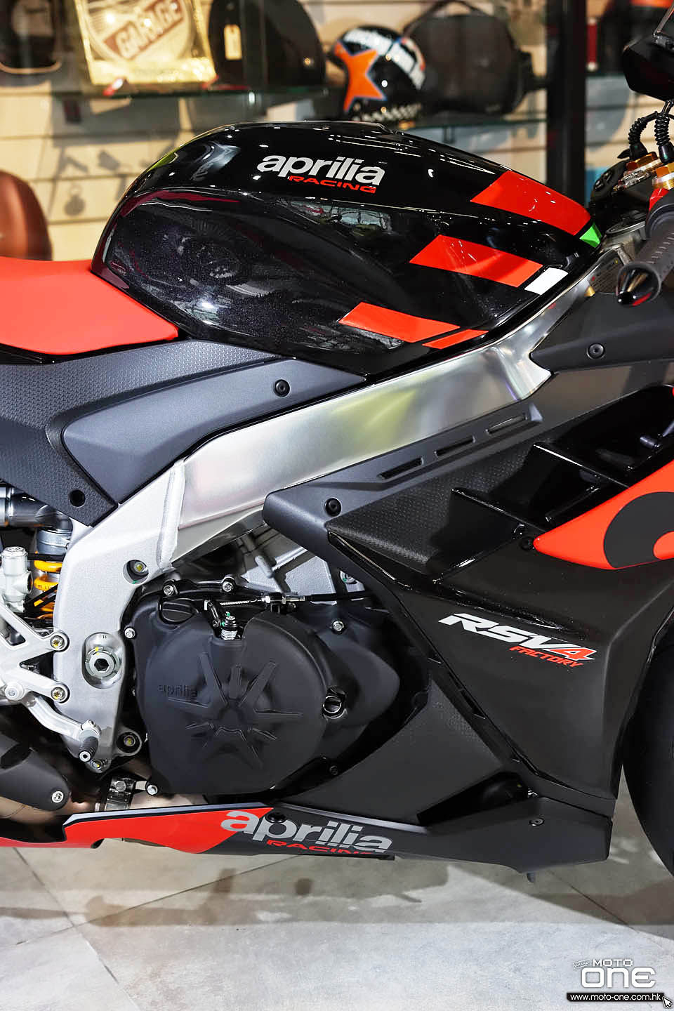 2021 Aprilia RSV4 Factory and Tuono V4 Factory