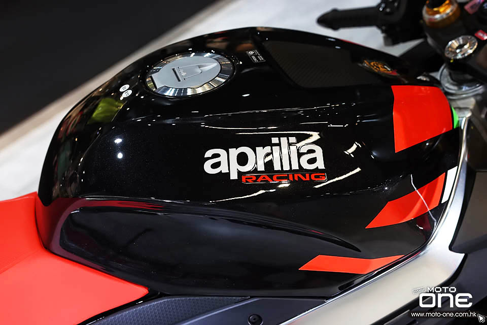 2021 Aprilia RSV4 Factory and Tuono V4 Factory