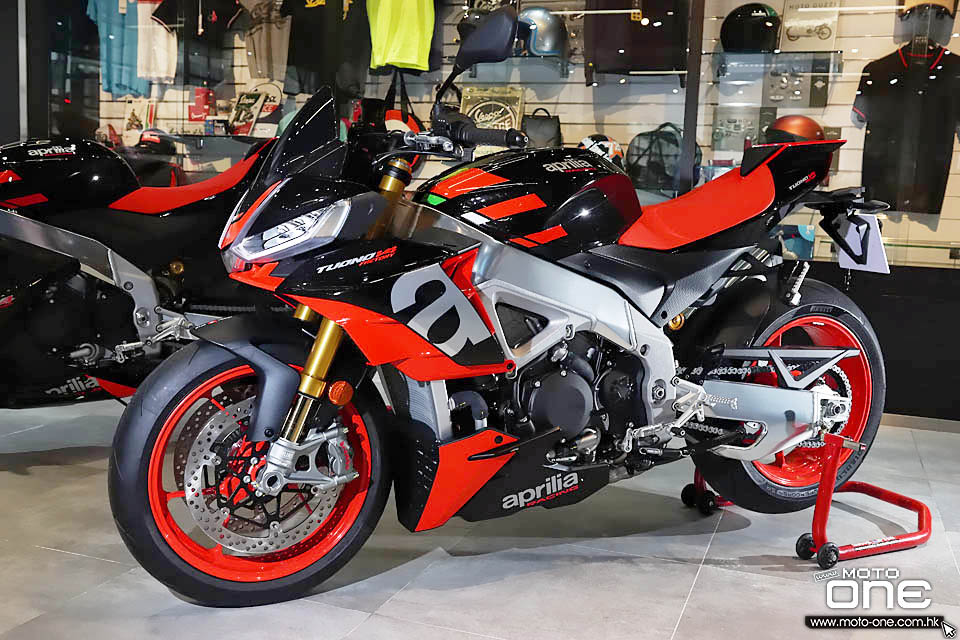 2021 Aprilia RSV4 Factory and Tuono V4 Factory