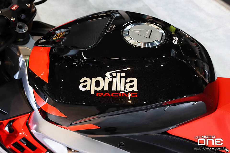 2021 Aprilia RSV4 Factory and Tuono V4 Factory