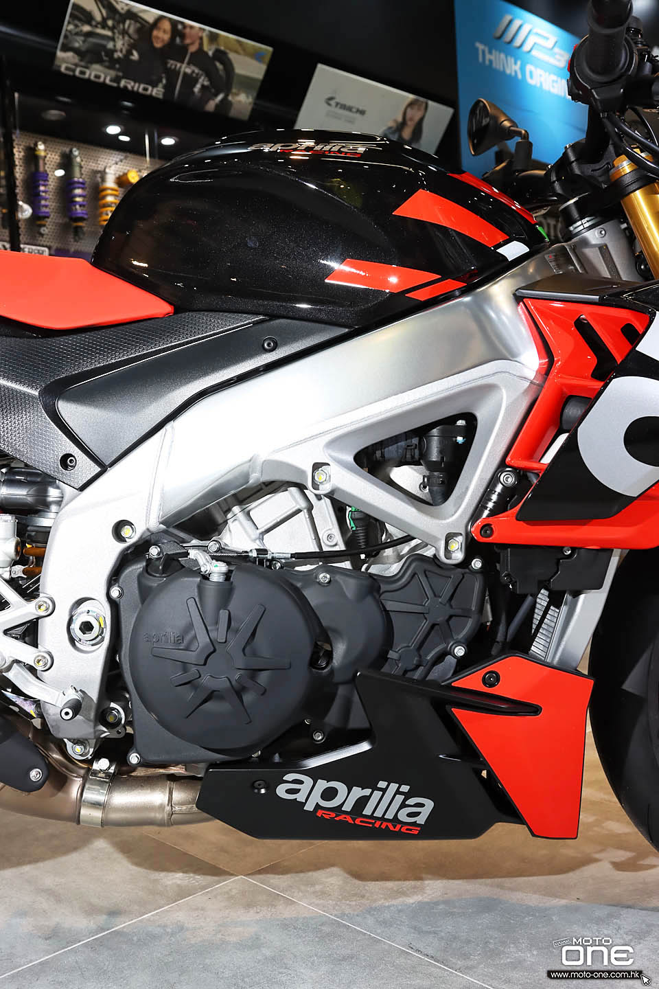 2021 Aprilia RSV4 Factory and Tuono V4 Factory