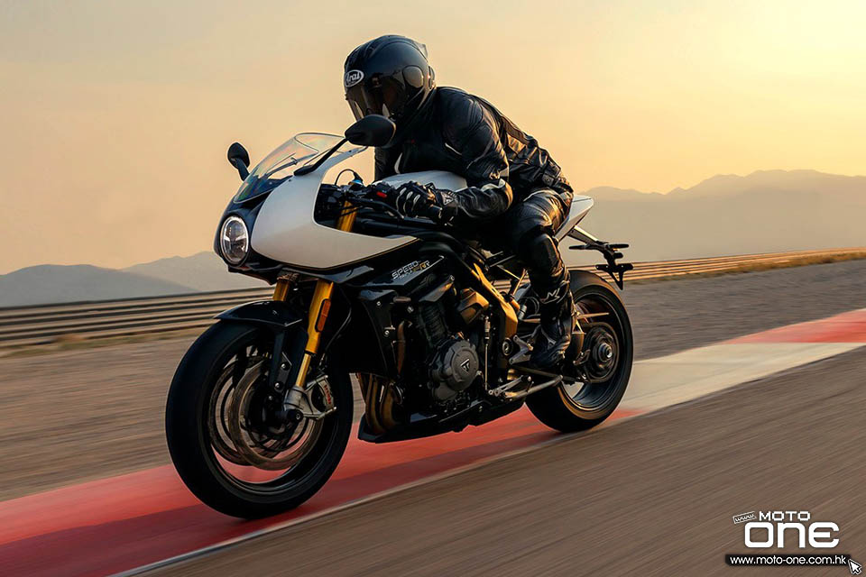 2022 Triumph Speed Triple RR