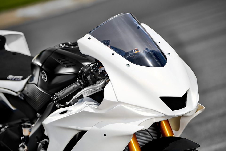 2022_YAMAHA YZF-R6