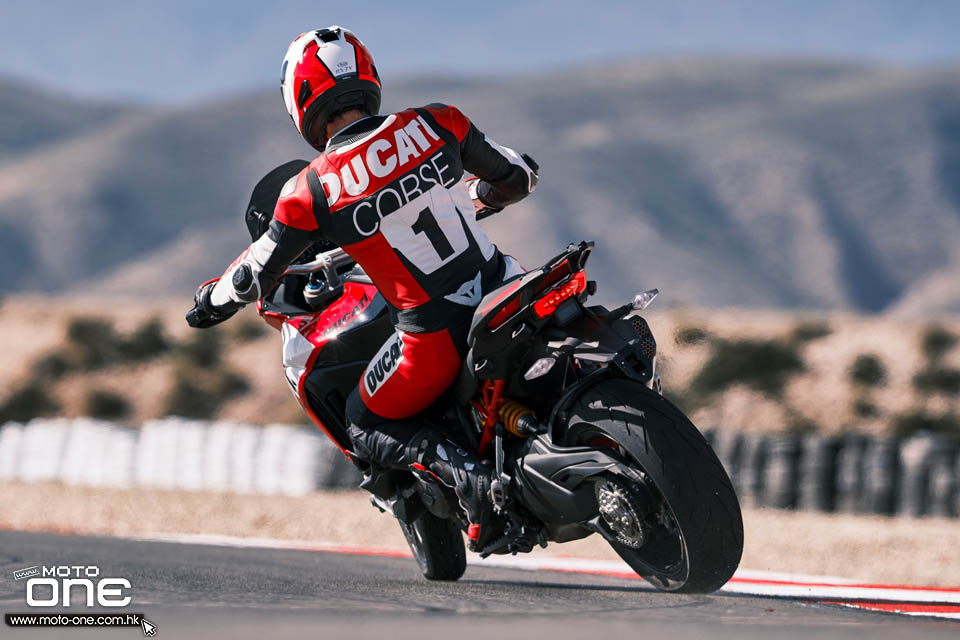 2022 Ducati Multistrada V4 Pikes Peak