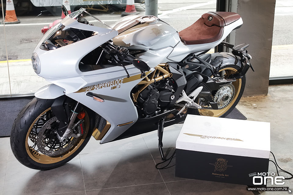2021 MV_AGUSTA Superveloce 800 S