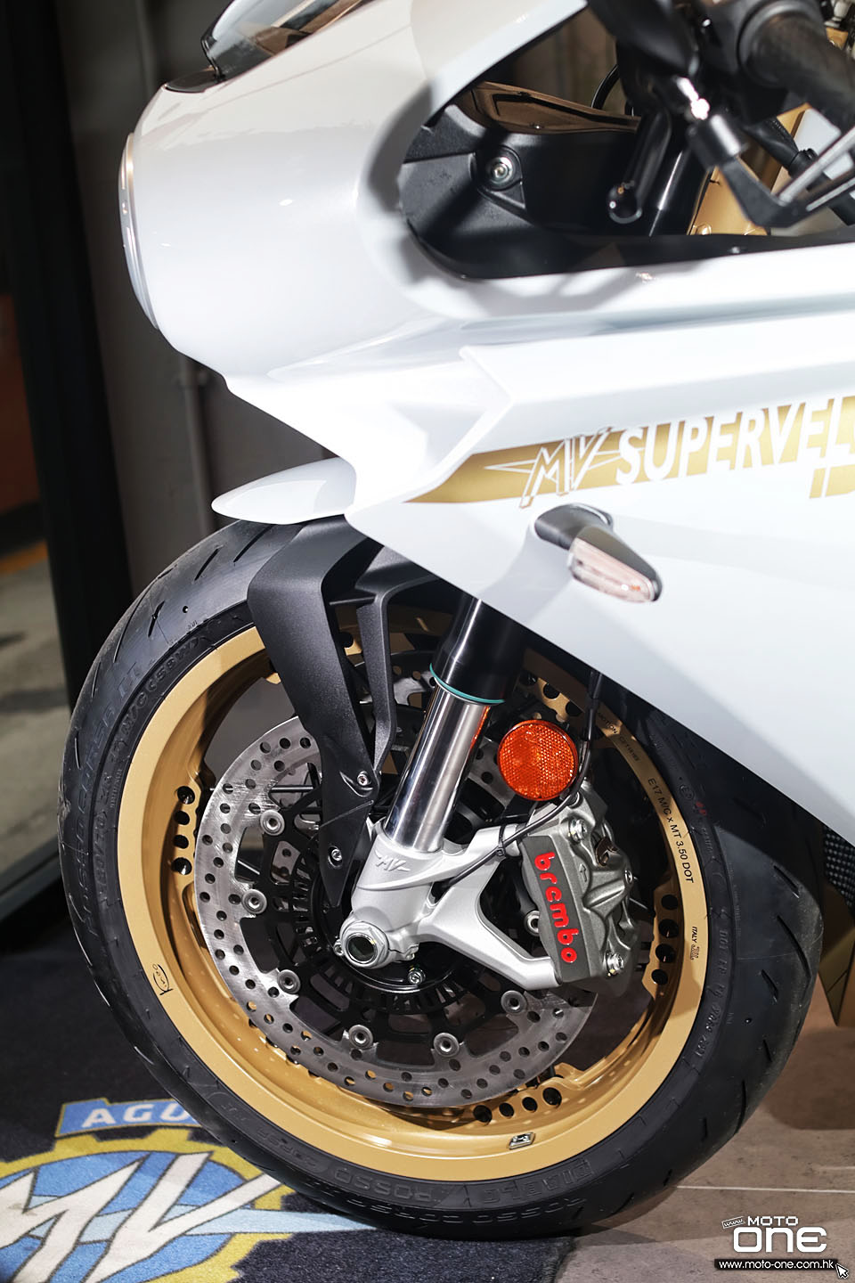 2021 MV_AGUSTA Superveloce 800 S