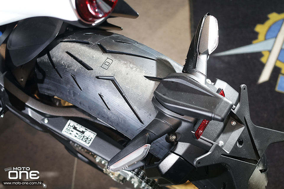 2021 MV_AGUSTA Superveloce 800 S