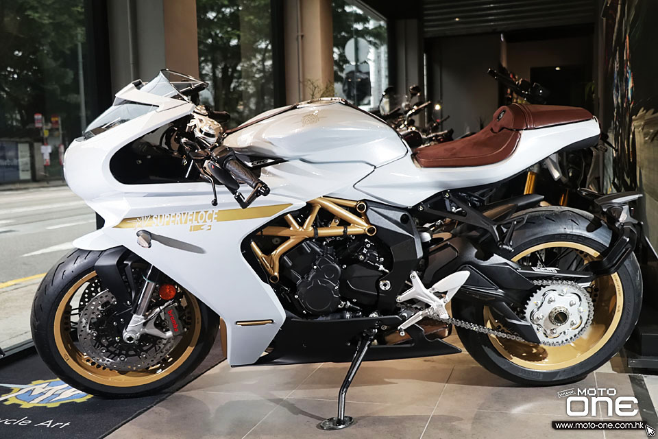 2021 MV_AGUSTA Superveloce 800 S