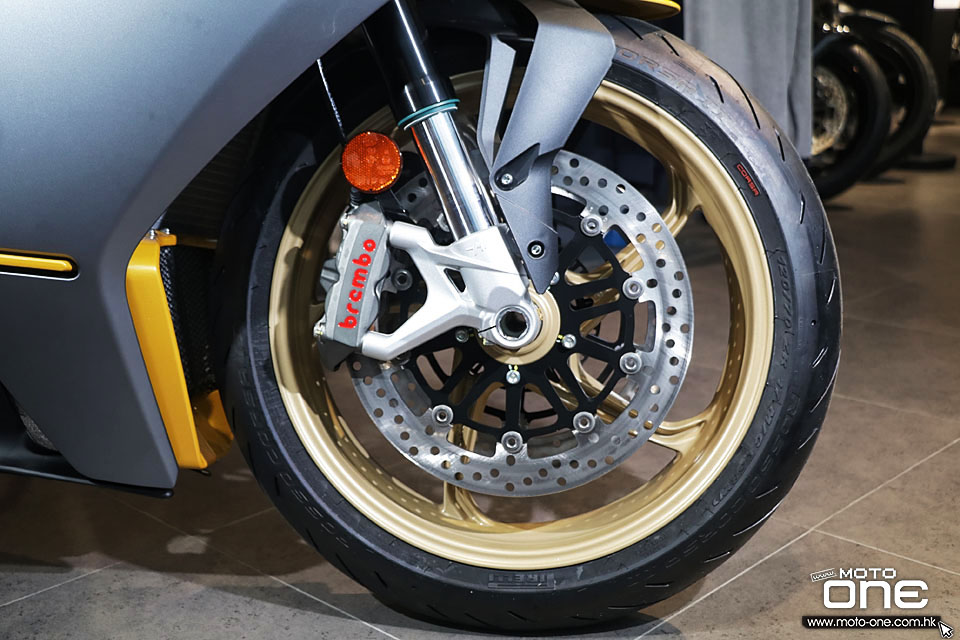 2021 MV_AGUSTA Superveloce 800 S