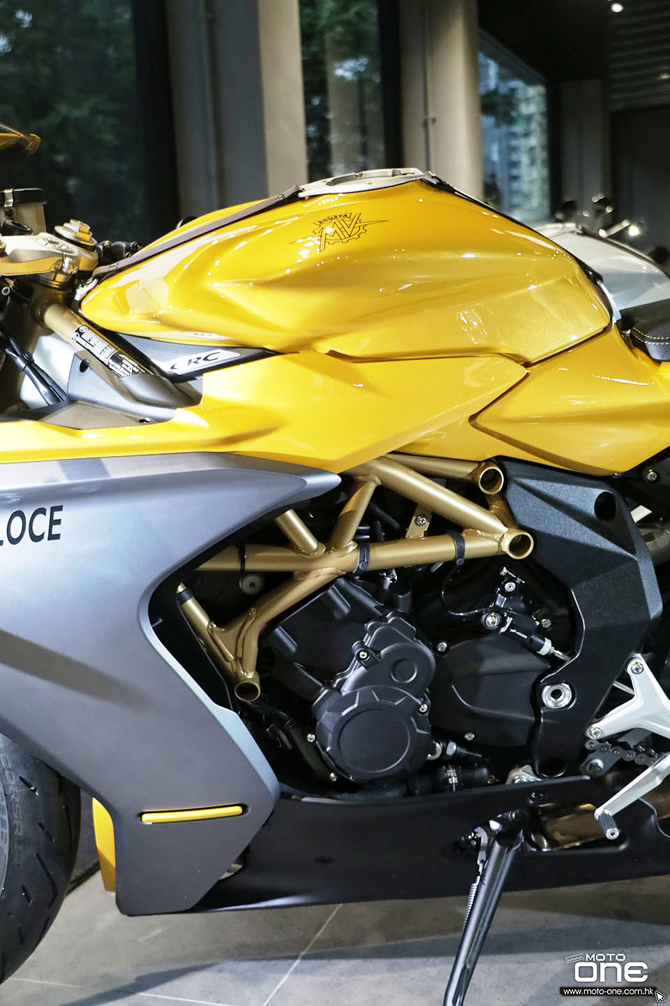 2021 MV_AGUSTA Superveloce 800 S