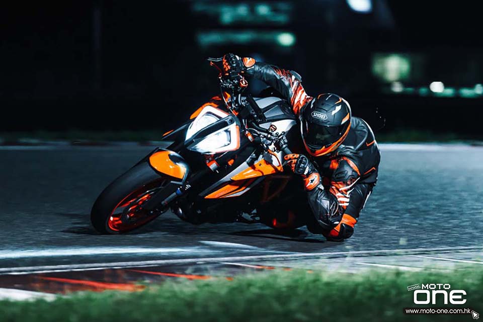 2022 KTM 1290 Super Duke R EVO