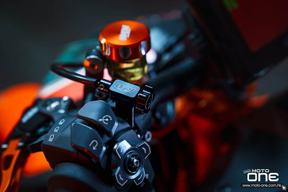 2022 KTM 1290 Super Duke R EVO