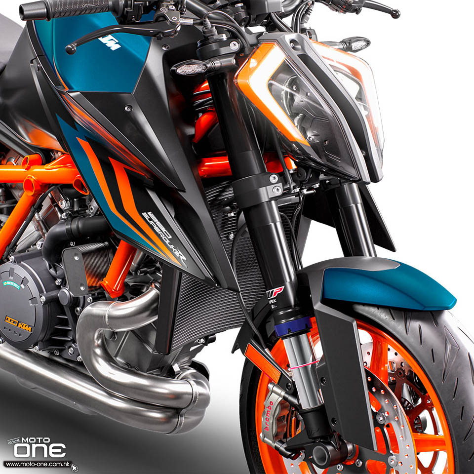 2022 KTM 1290 Super Duke R EVO