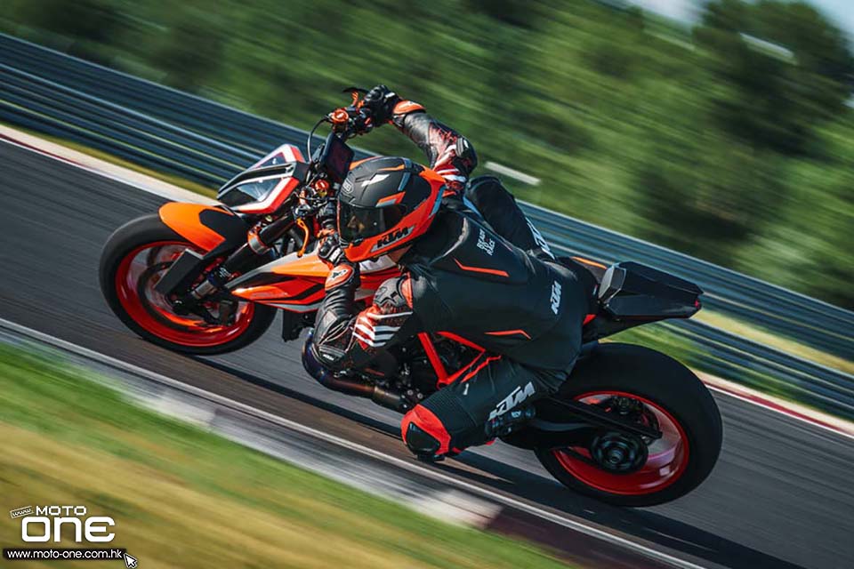 2022 KTM 1290 Super Duke R EVO