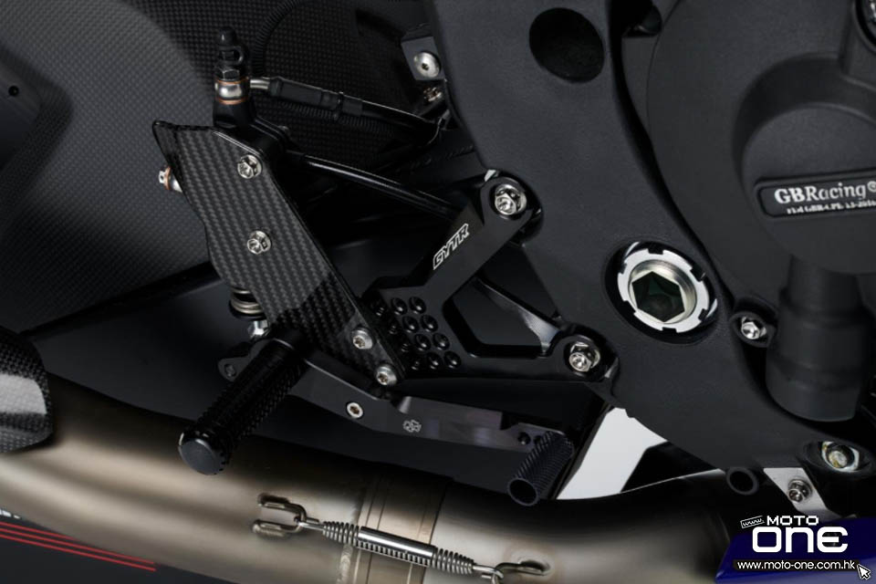 2022 YAMAHA R1 GYTR VR46 Tribute
