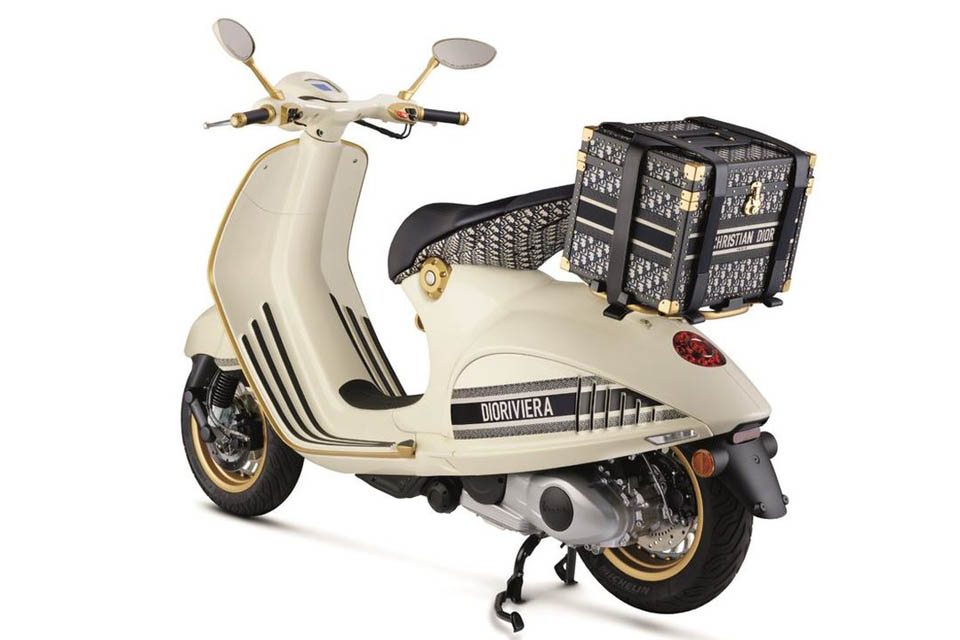 2021 Vespa 946 Christian Dior