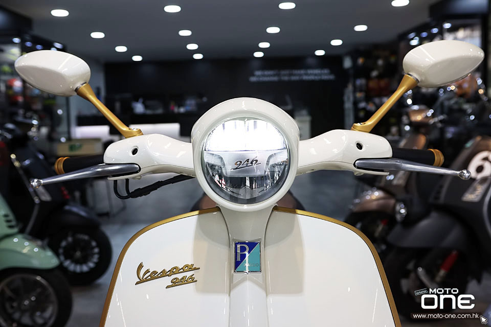 2021 Vespa 946 Christian Dior