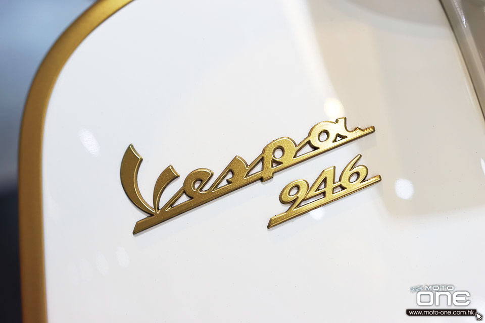 2021 Vespa 946 Christian Dior