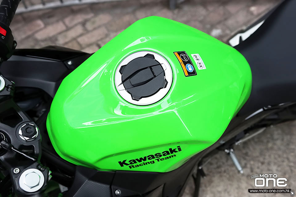 2022 KAWASAKI NINJA400 ABS