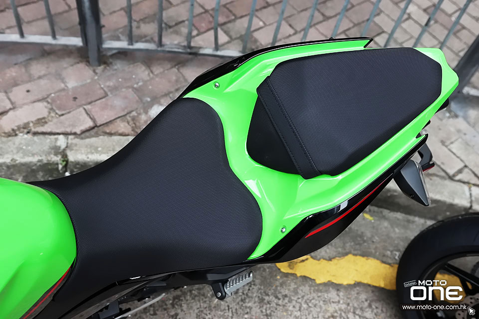 2022 KAWASAKI NINJA400 ABS