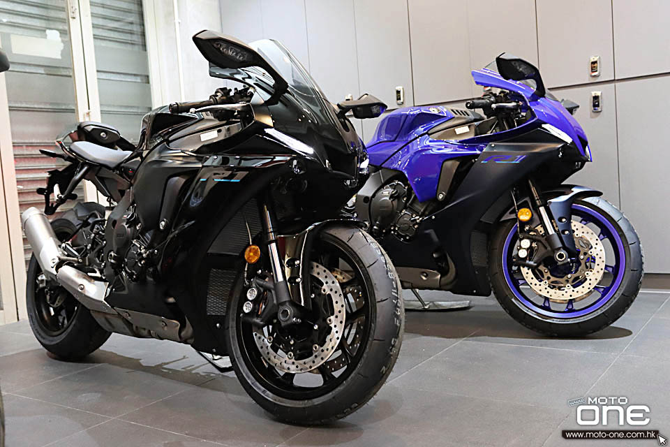 2022 YAMAHA YZF-R1