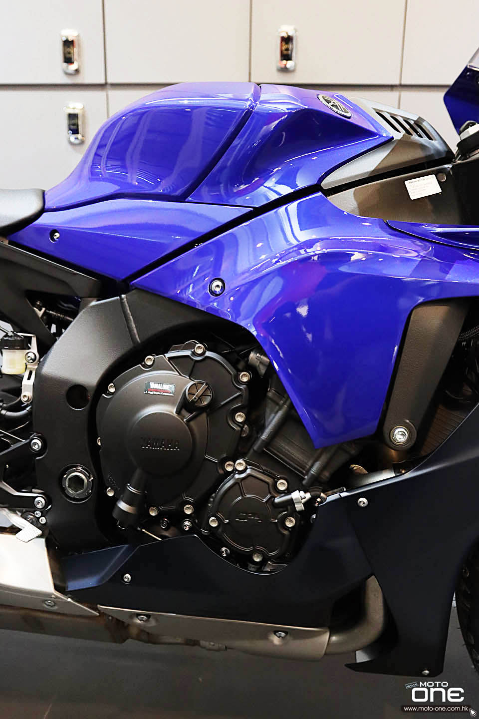 2022 YAMAHA YZF-R1