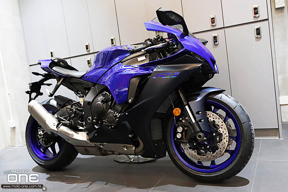 2022 YAMAHA YZF-R1