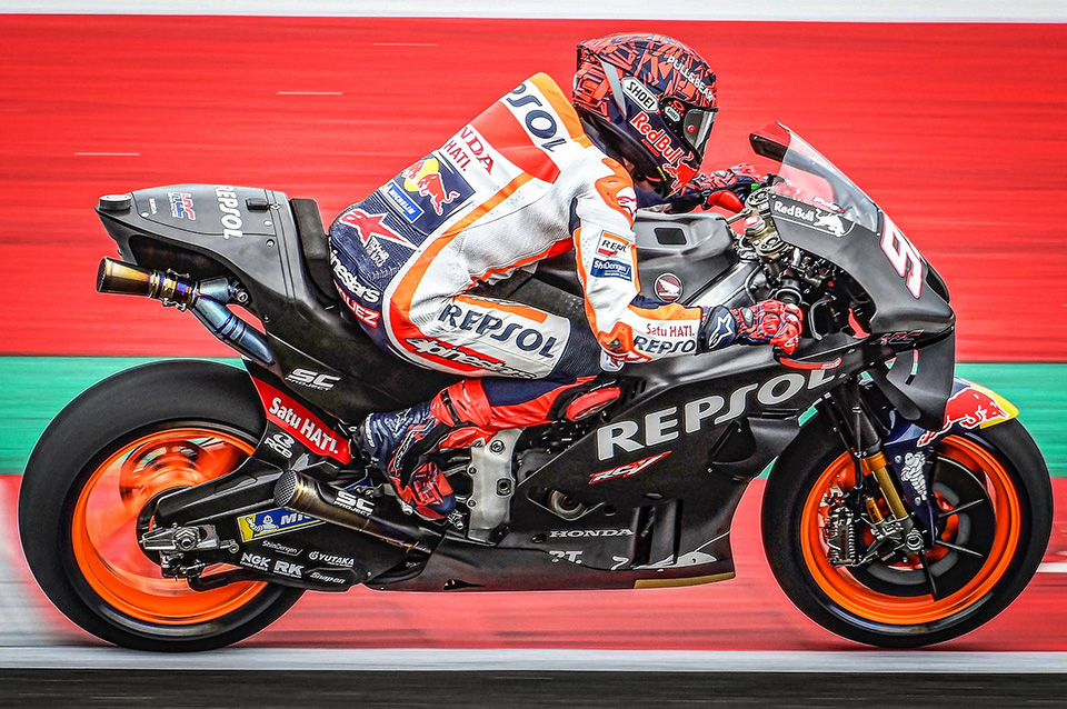 APRILIA MOTOGP