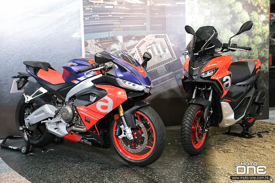 2022 APRILIA SR-GT 200