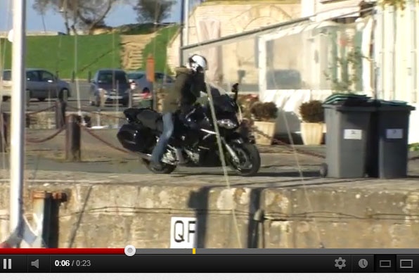 心痛2013 YAMAHA FJR1300－高性能巡航跑車墜船實錄