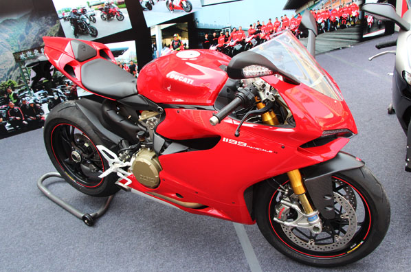 Ducati 多元化的精彩 - 2013香港電單車節