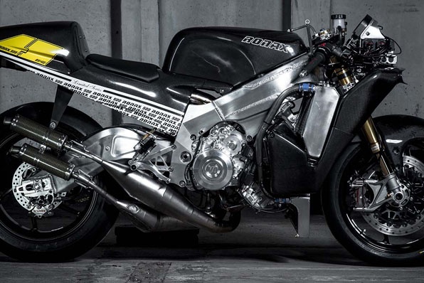 Ronax 500-百萬身價2衝街道GP500戰車
