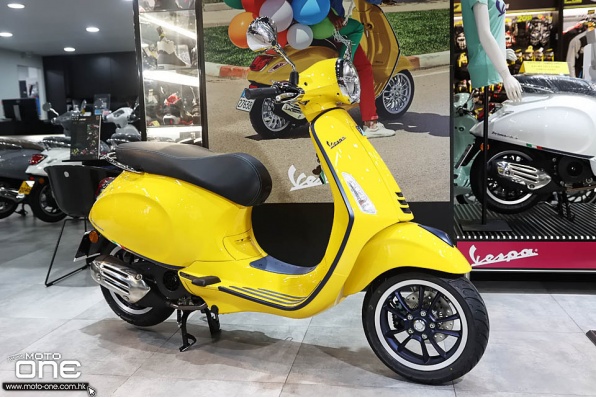 2022 Vespa Primavera S 150土星黃 - 第三季新色巡禮