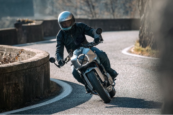 2026 Ducati Formula 73-擁抱70年代美學,享受21世紀駕馭感