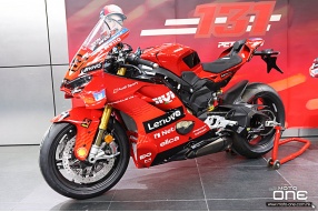 馬坤斯冠軍限量版 DUCATI Panigale V4 Marquez 2025 World Champion Replica - 百萬名駒，MM93親筆簽名，全球限量293部