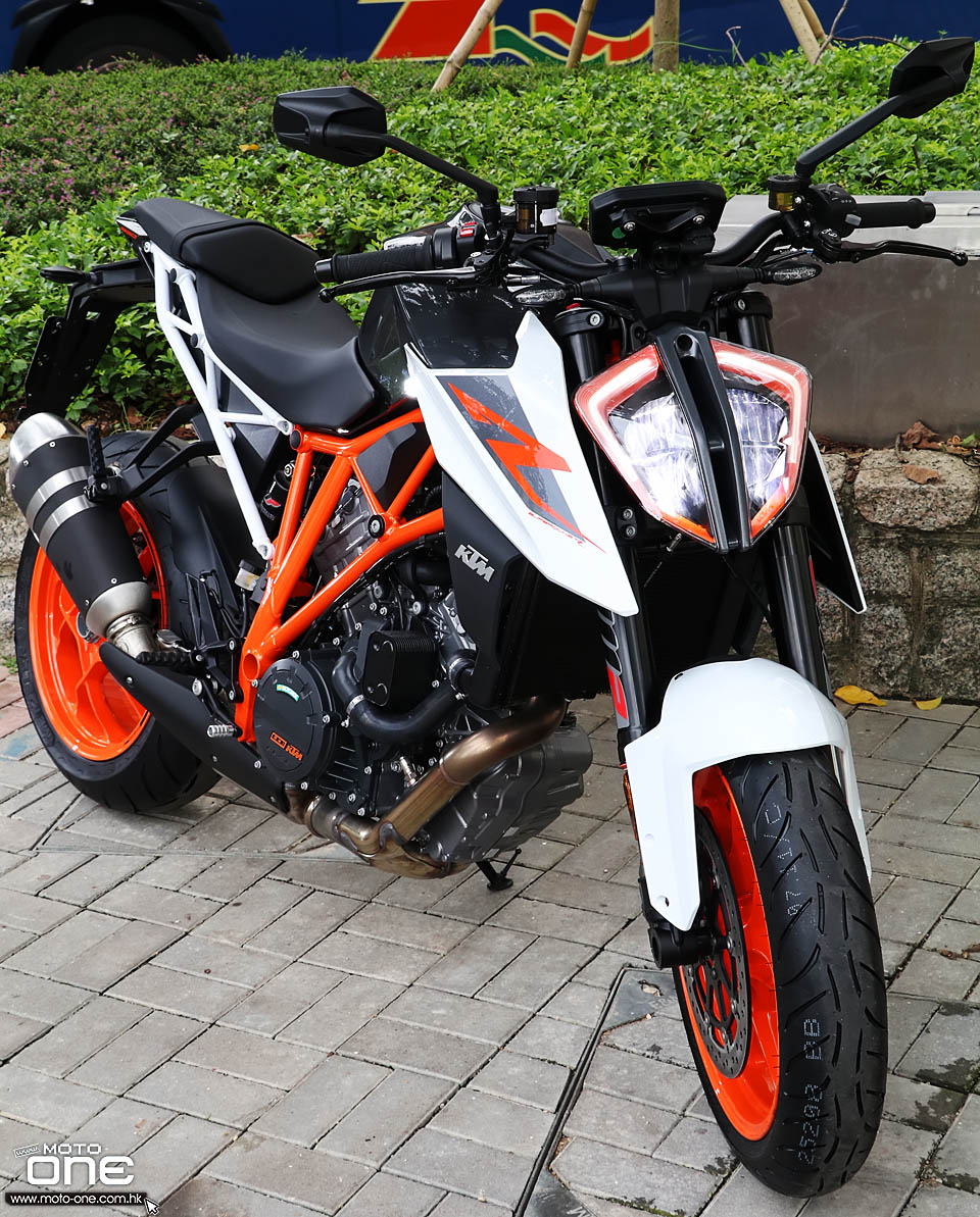 2017 KTM 1290 Super Duke R