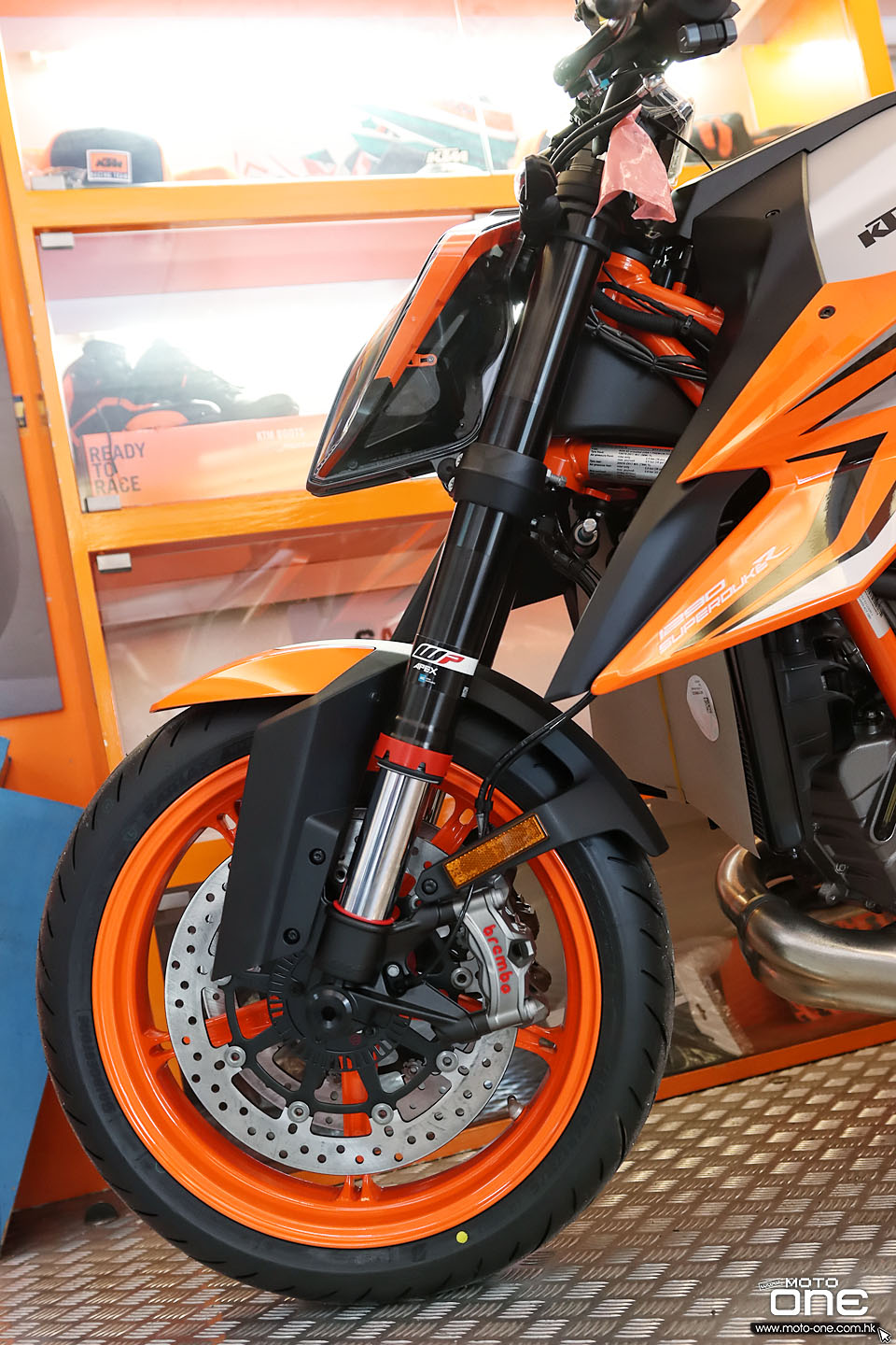 2022 KTM 1290 SUPER DUKE R