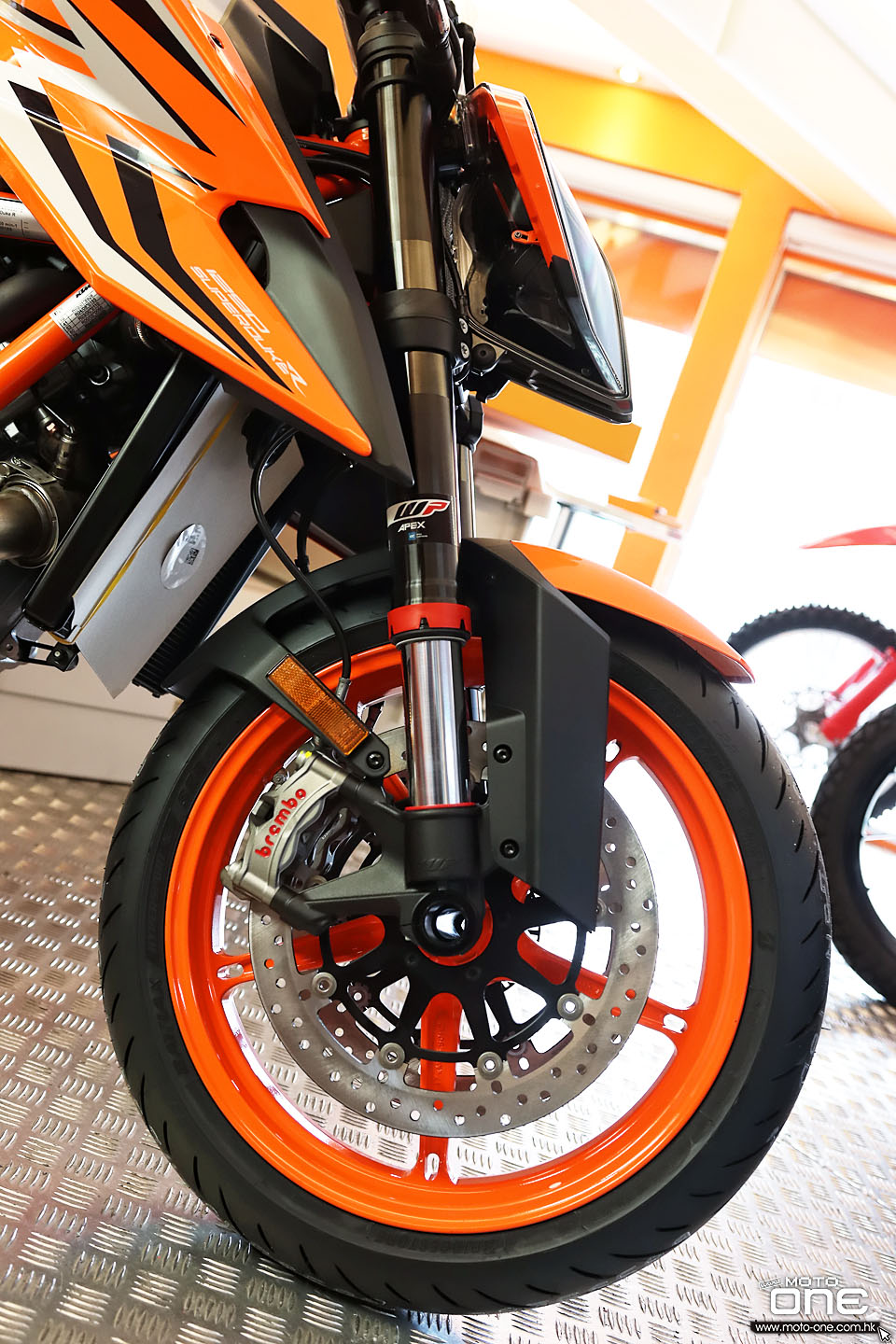 2022 KTM 1290 SUPER DUKE R